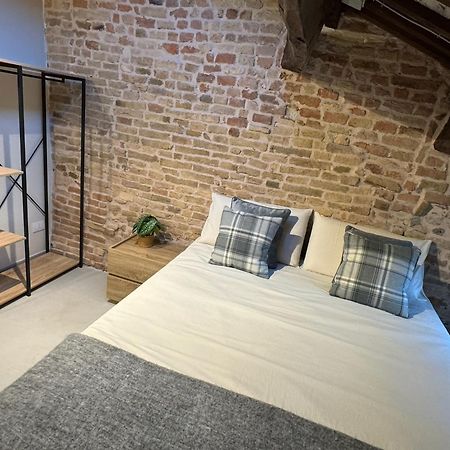 Noua Luxury Studio Apartments ราเวนนา ภายนอก รูปภาพ