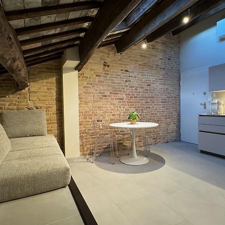 Noua Luxury Studio Apartments ราเวนนา ภายนอก รูปภาพ