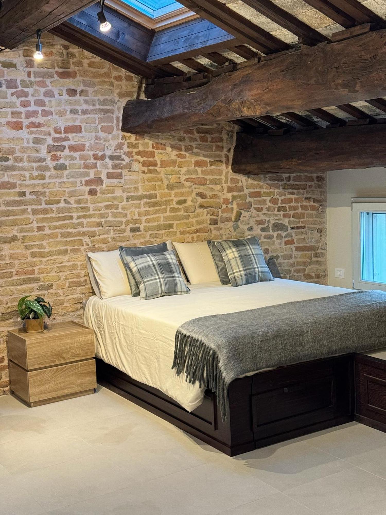 Noua Luxury Studio Apartments ราเวนนา ภายนอก รูปภาพ