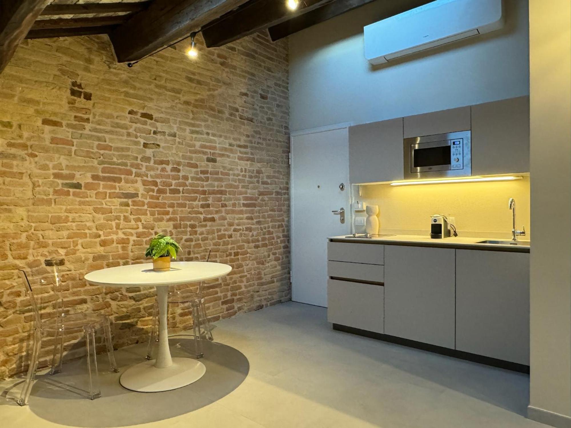 Noua Luxury Studio Apartments ราเวนนา ภายนอก รูปภาพ