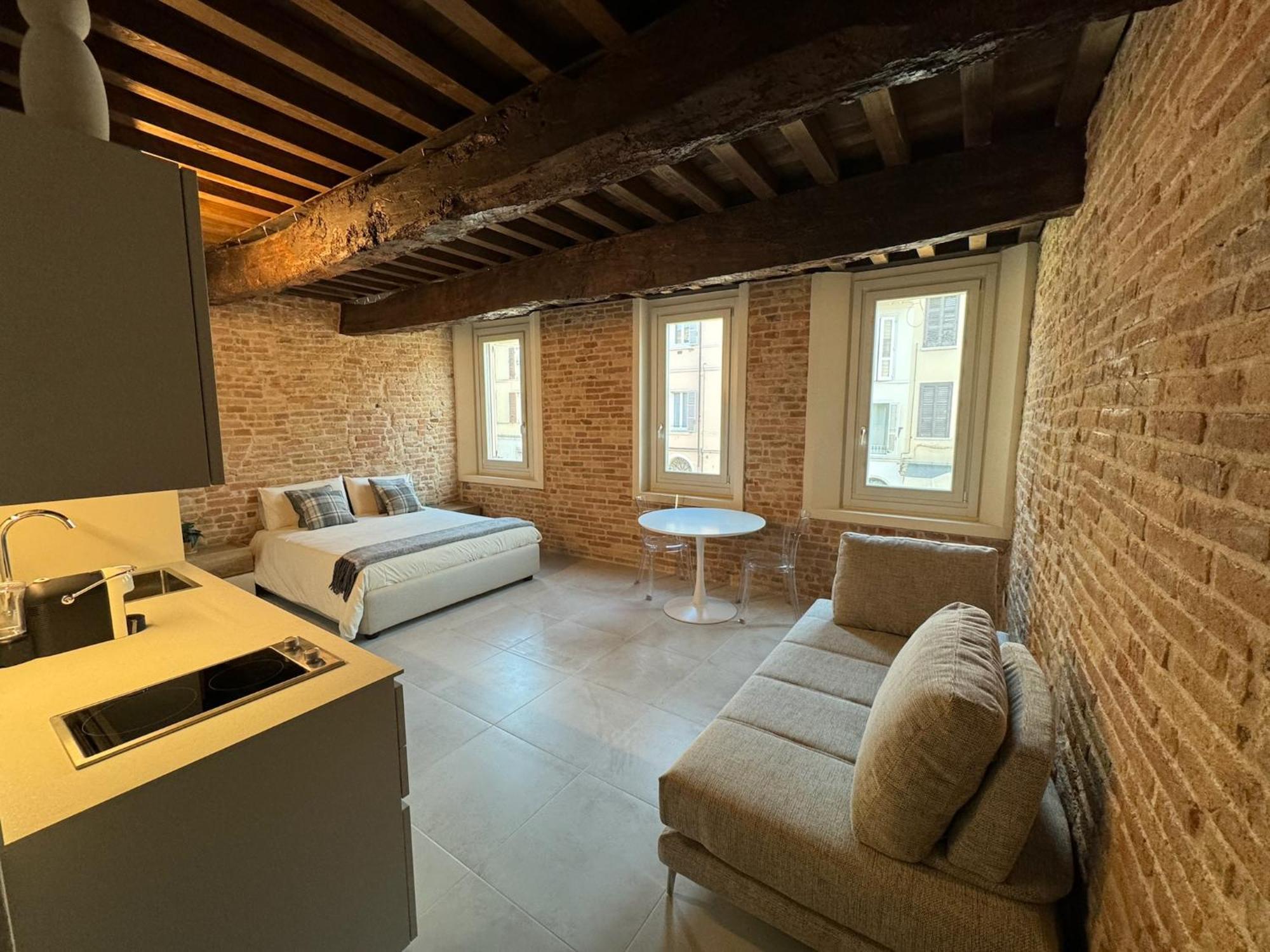 Noua Luxury Studio Apartments ราเวนนา ภายนอก รูปภาพ