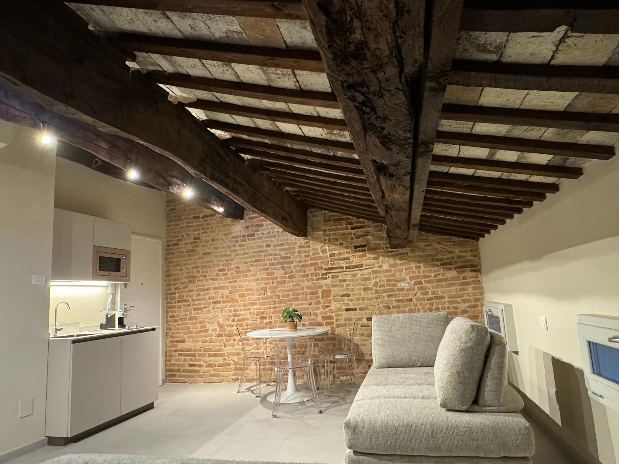 Noua Luxury Studio Apartments ราเวนนา ภายนอก รูปภาพ