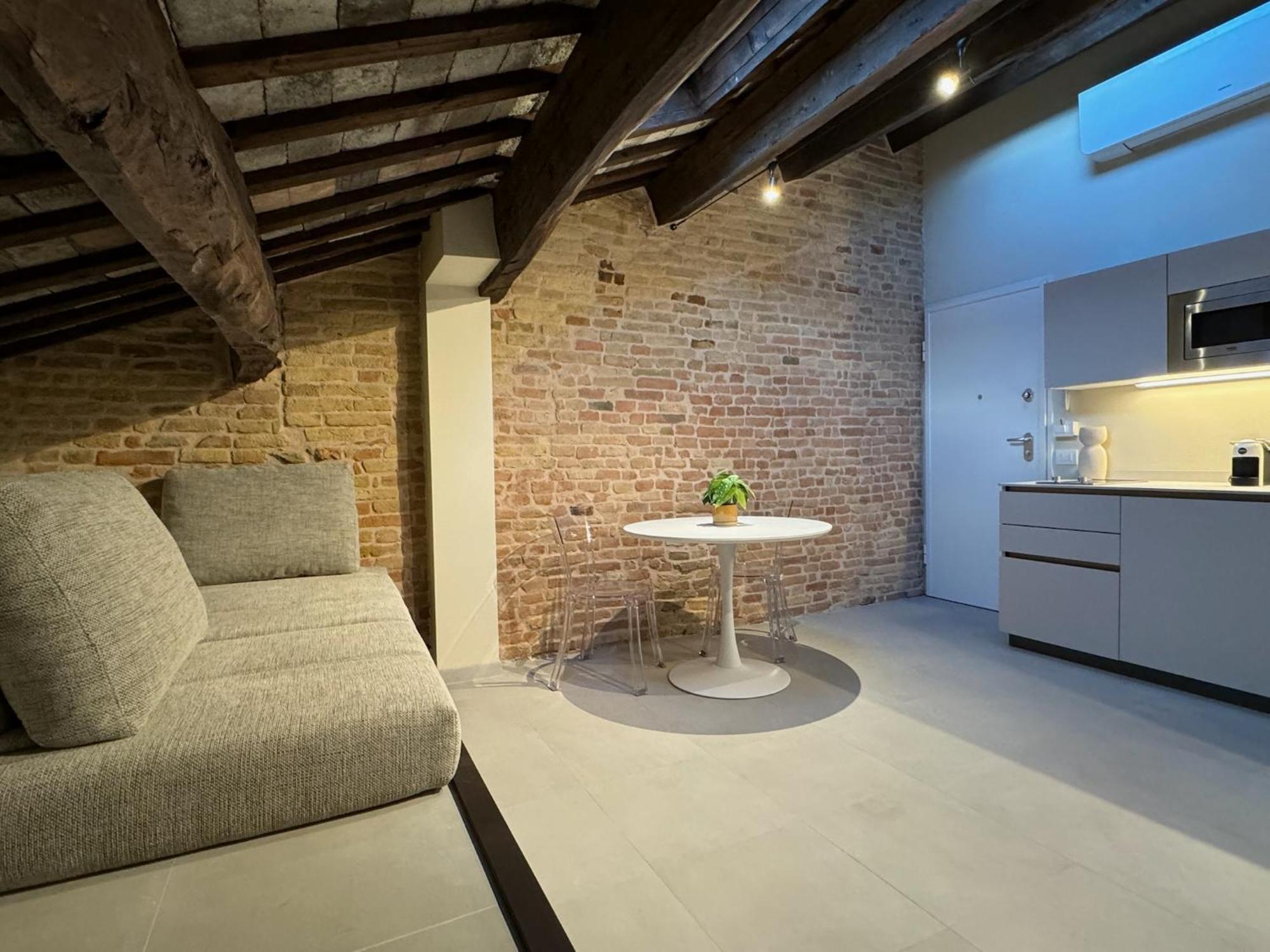 Noua Luxury Studio Apartments ราเวนนา ภายนอก รูปภาพ