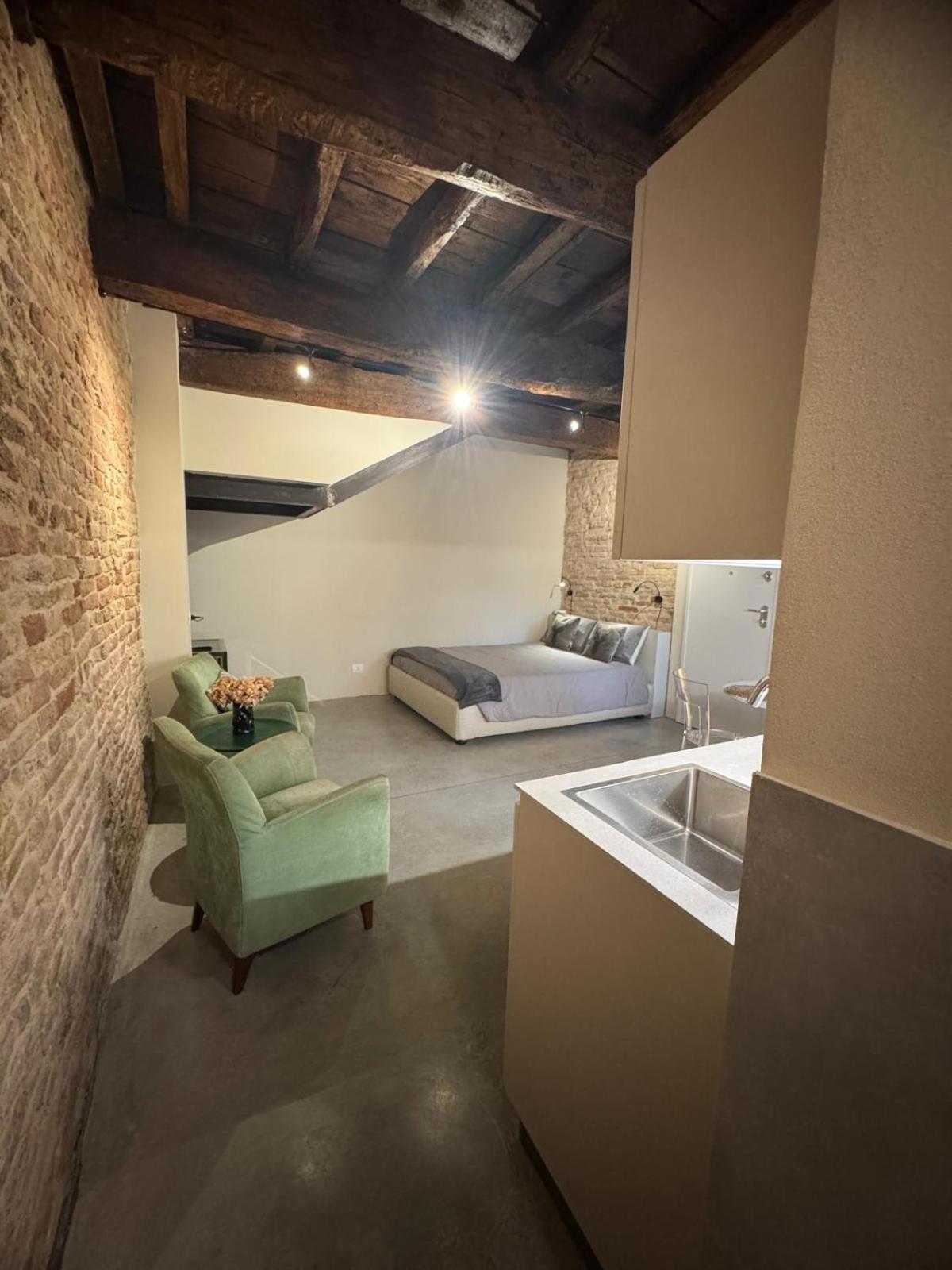 Noua Luxury Studio Apartments ราเวนนา ภายนอก รูปภาพ